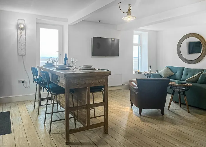 Redgauntlet * Skinburness